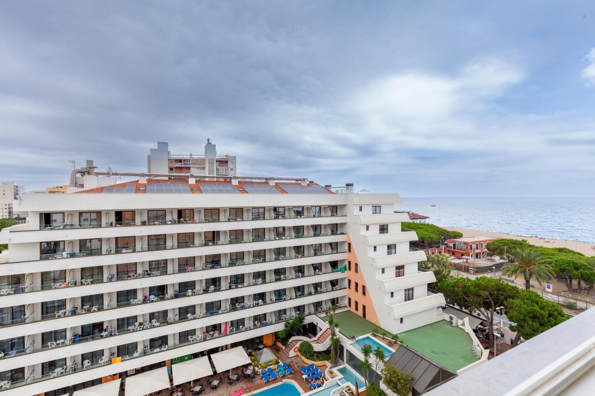 Sea View Apartments 马尔格莱特德玛 外观 照片