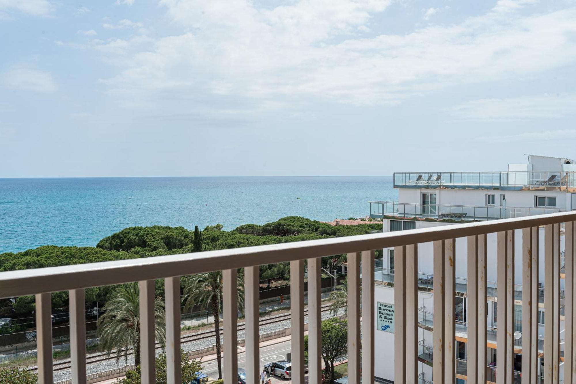 Sea View Apartments 马尔格莱特德玛 外观 照片